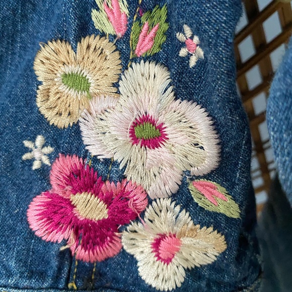 Trendy jean jacket and “real” jeans for 12 mn old - Picture 6 of 9